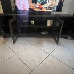 Entertainment Center W/Storage