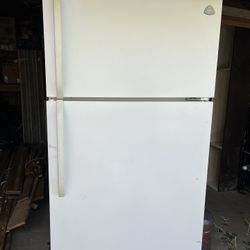 30 Inch Refrigerator 