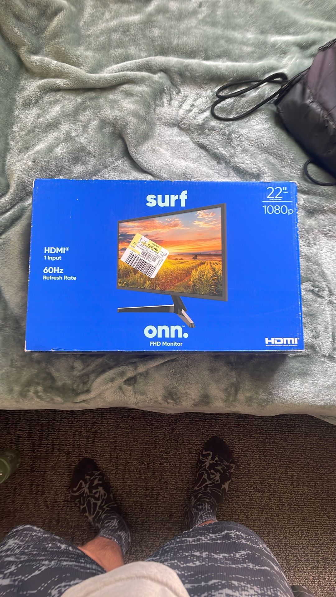 Monitor (unopened)