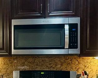 Whirlpool Over-the-Range Microwave Stainless Steel