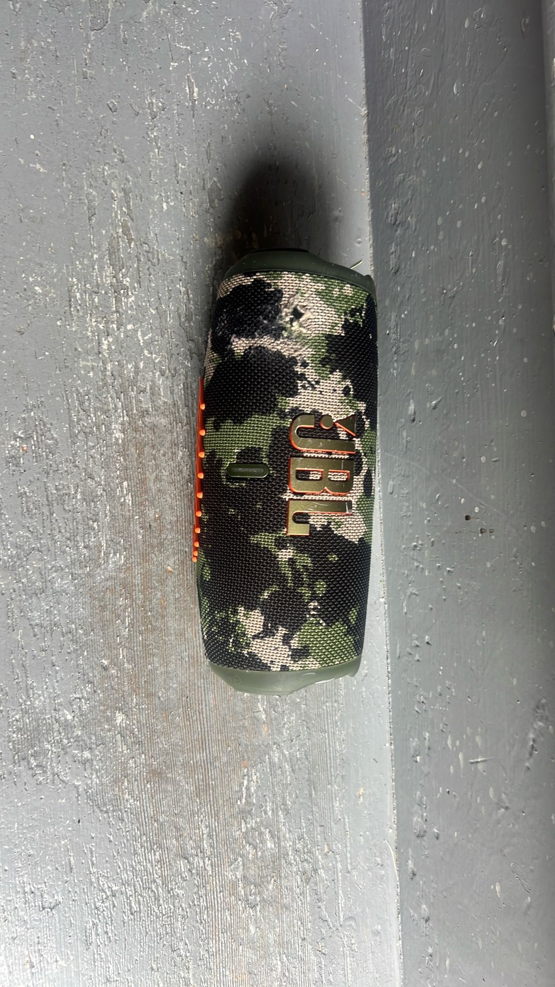 JBL Charge 5