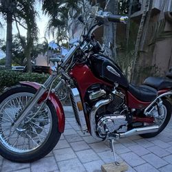 02 Suzuki Intruder vs 800