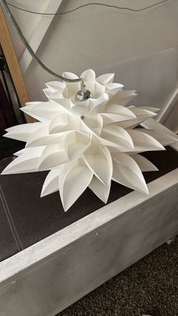 Beautiful Hanging Flower Light