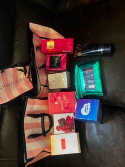Victoria’s Secret 6 perfumes  and. 1 Ariana perfume  MAC Pigment brand new