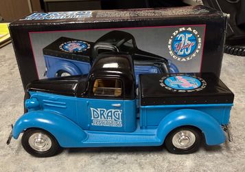 Liberty Classics 1937 Chevy Pickup Truck Die-Cast Coin Bank (#18)
