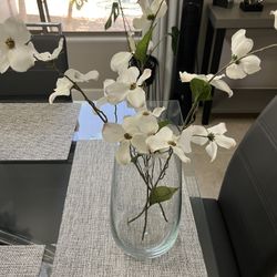 clear glass vase with fake flowers / home decor