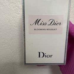 MISS DIOR BLOOMING BOUQUET 