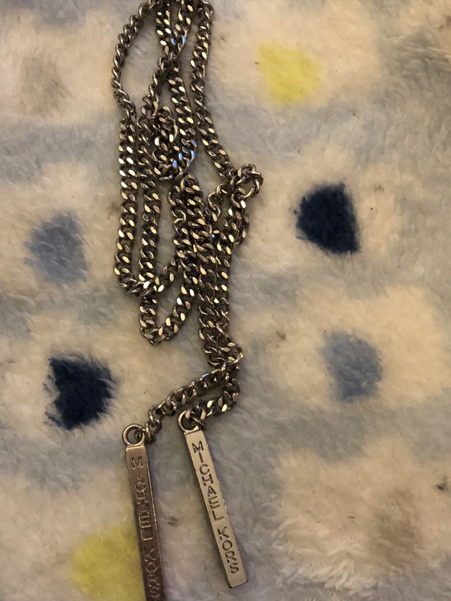 MICHAEL KORS NECKLACE