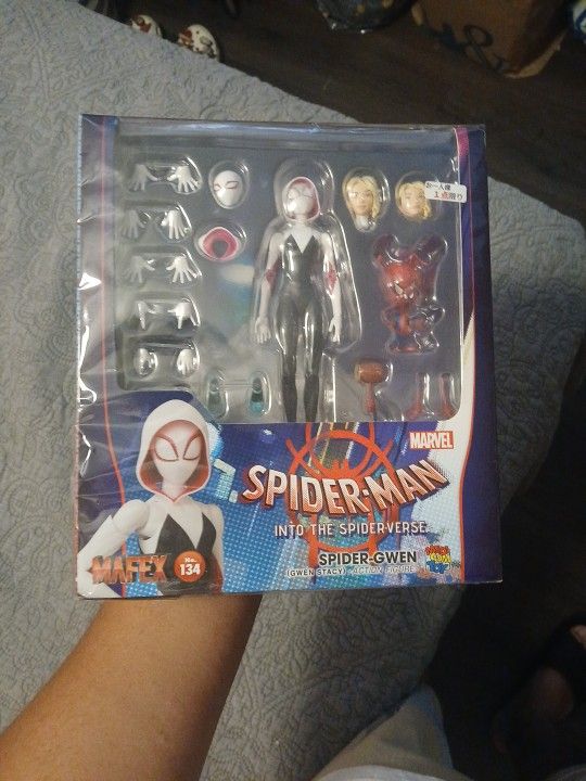 Spider-Gwen