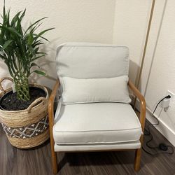 Accent chair / Sofa Chair / Chair with cushions