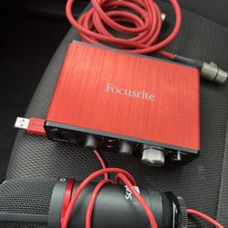 Set Focusrite Scarlett Solo 4th Gen Studio Recording USB Audio Interface+Software