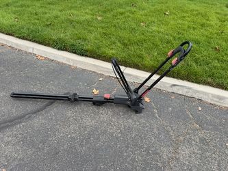 Yakima roof bicycle mount