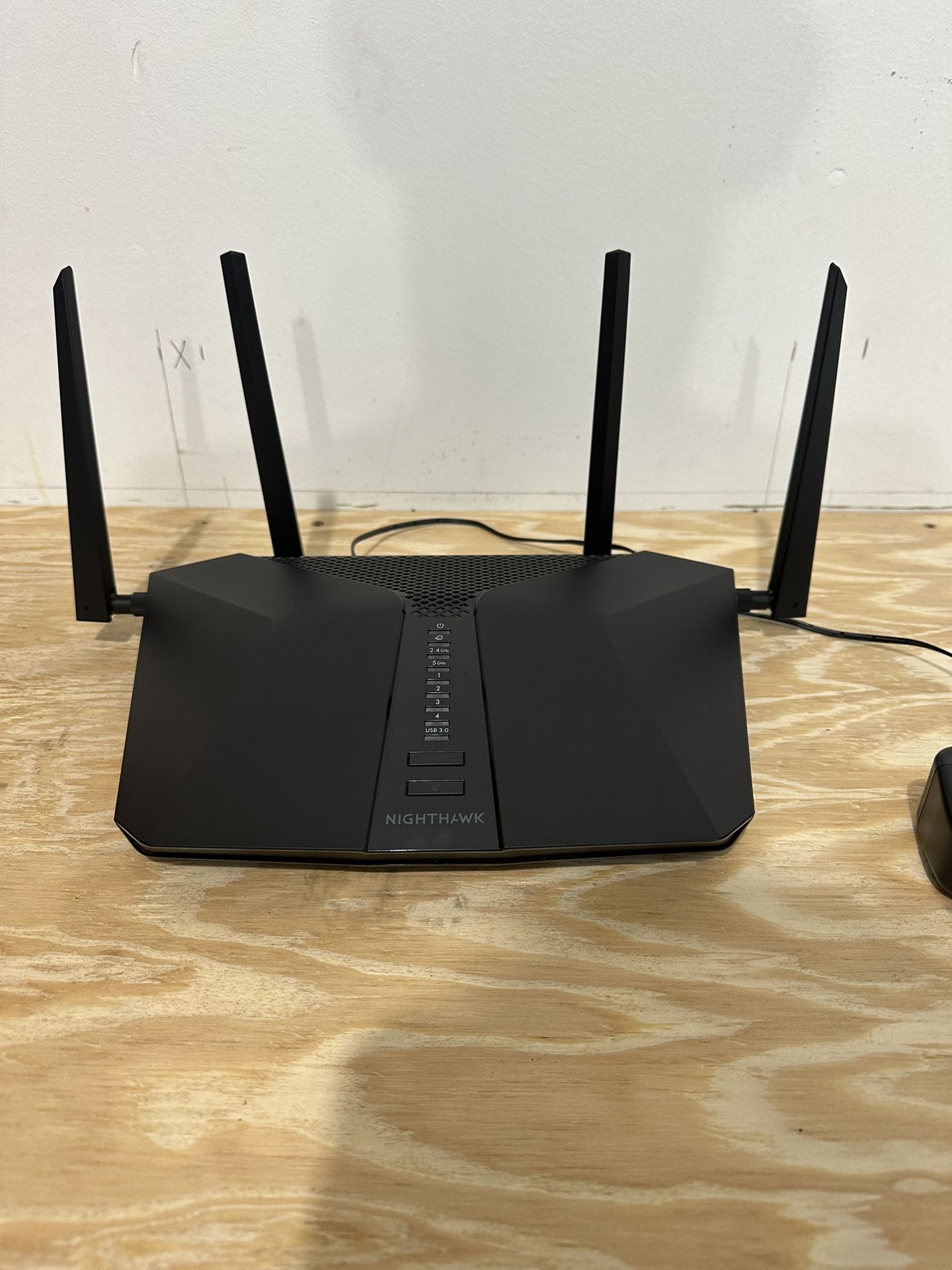 Nighthawk 5400 6-stream WiFi Router