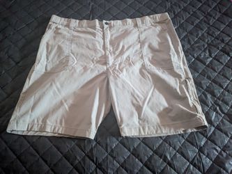 Men's Khaki Cargo Shorts
