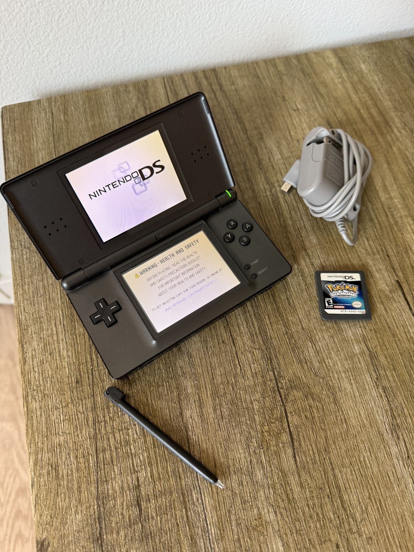 Nintendo DS Lite – Dialga & Palkia Limited Edition + Pokémon Diamond (Authentic)