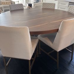 Dining Room Table And Chairs 
