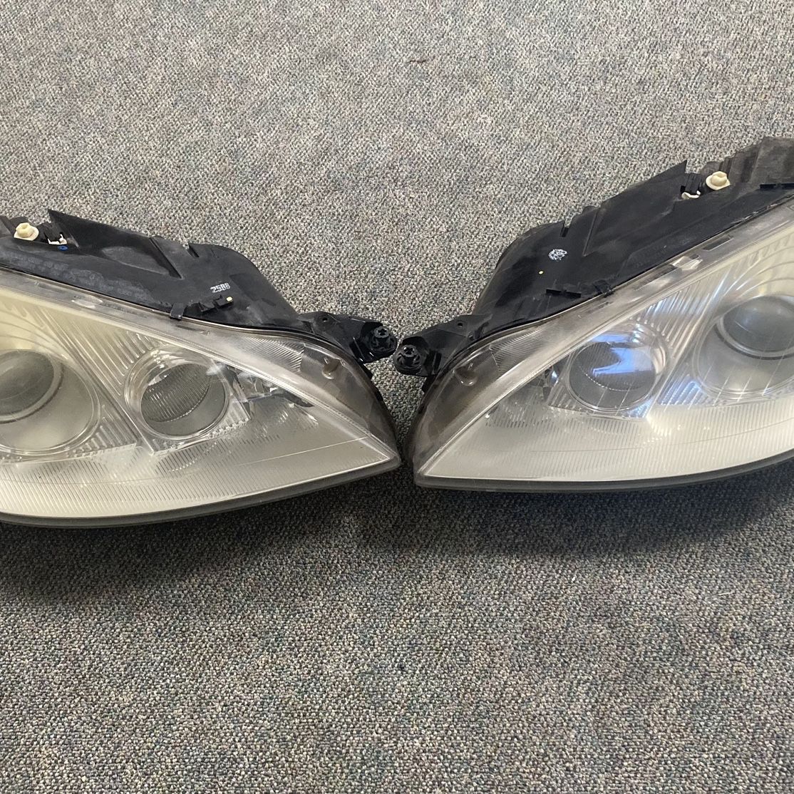 2007-09 OEM Mercedes W221 S-class Bi-xenon HID Headlight Set