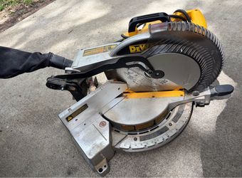DeWalt Miter Saw