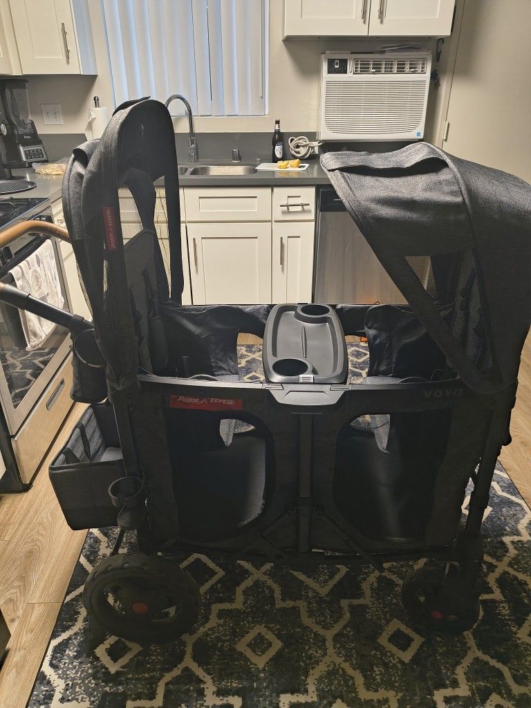 Radio Flyer Stroller Wagon