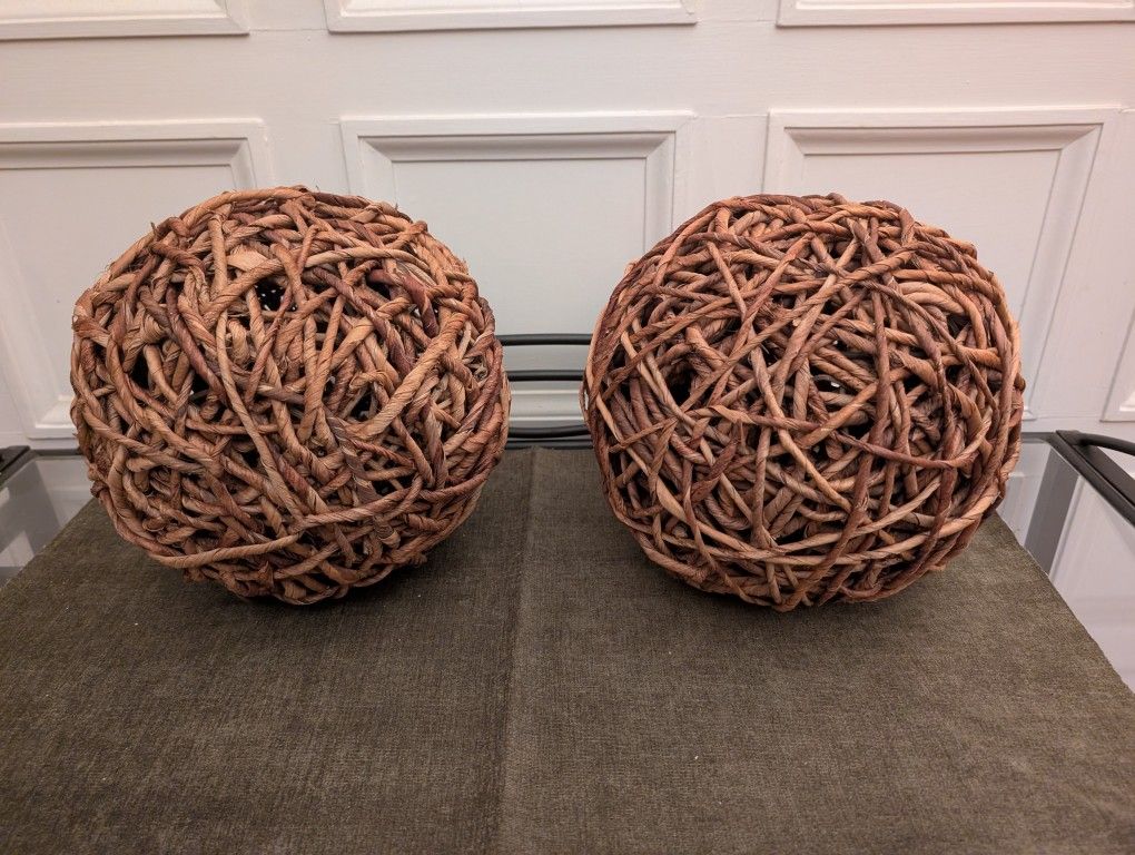 Large Wicker Rattan Balls