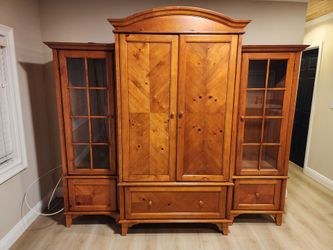 Entertainment center. Moving sale