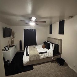 Queen Bed