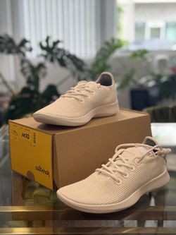 NEW Men’s Allbirds Tennis shoes 