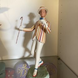 Disney WDCC Mary Poppins “ Feeling grand “ Bert 