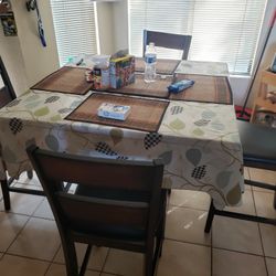 Counter Height Dining Table And 4 Counter Height Chairs