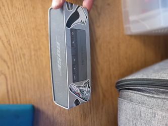 Bose Sound Link BT Speaker 45$ Obo