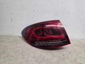 Left tail light mercedes benz glc43 glc300 glc63 x245 glc-class glc 2020 2021 2022 2023