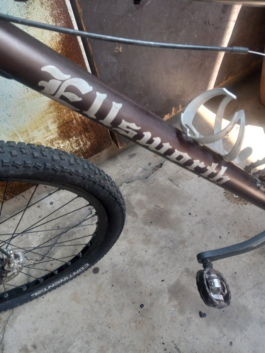 2006 Ellsworth Truth Mountain Bike For Sale!