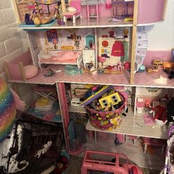 Barbie House And All Accessories 