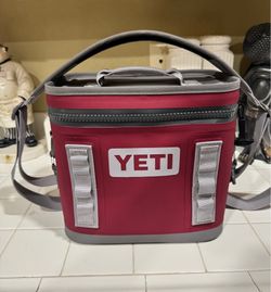 YETI Hopper Flip 8 Insulated Personal Cooler, Harvest Red