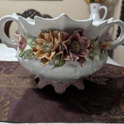 Porcelain Vase.