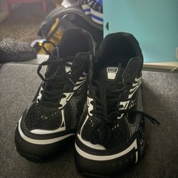 brand new bottegas vendetta size 11 