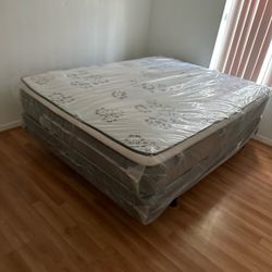 NEW QUEEN PILLOW-TOP SET MATTRESS AND BOX SPRING-2pcs 