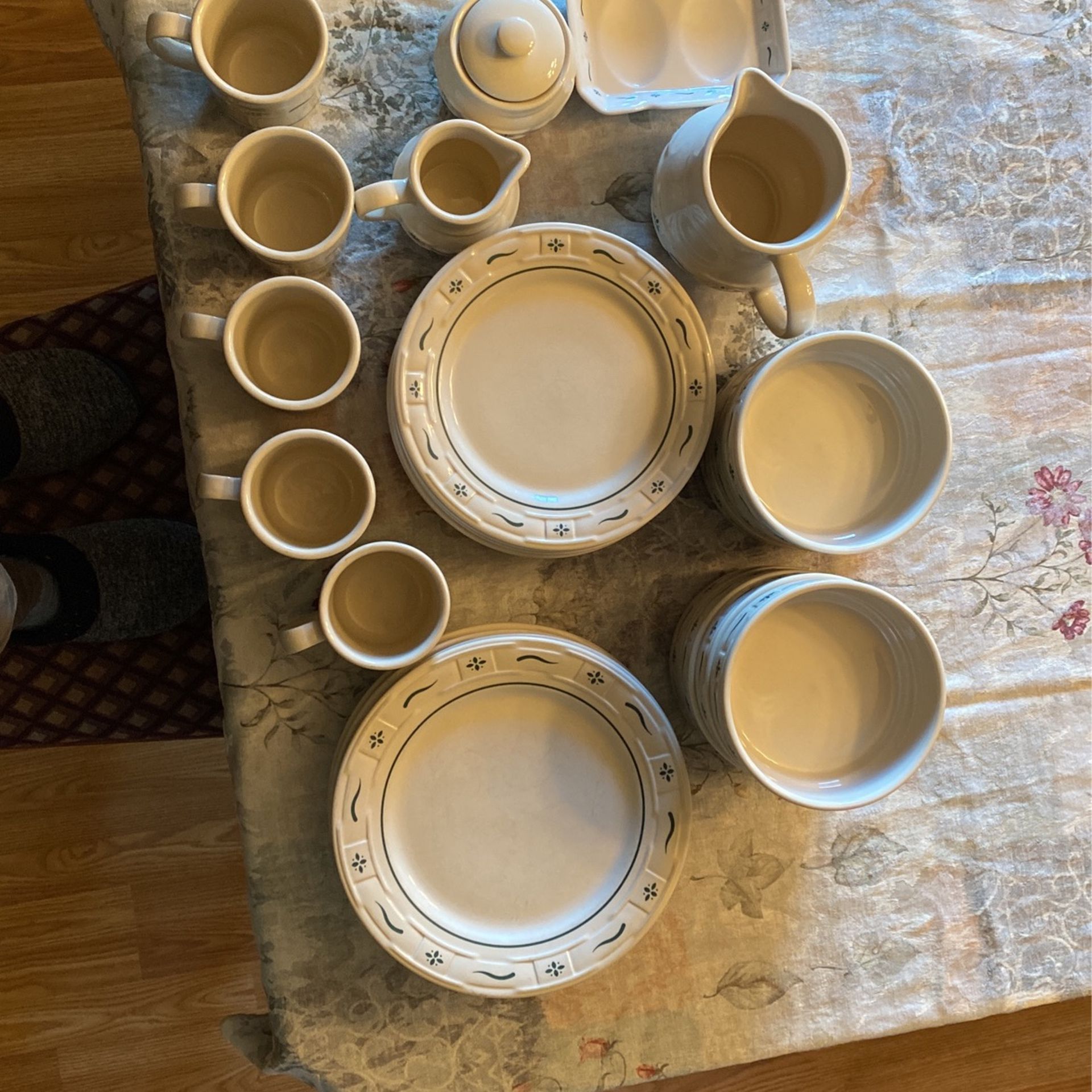 Longaberger Pottery Set