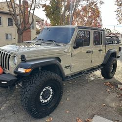 2020 Jeep Gladiator