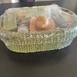 New Spa Basket