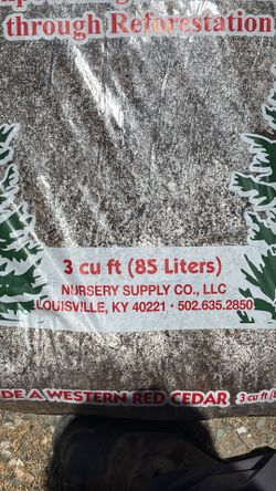 Western red cedar mulch