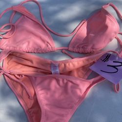 $3- New 2 Piece Swimsuit 