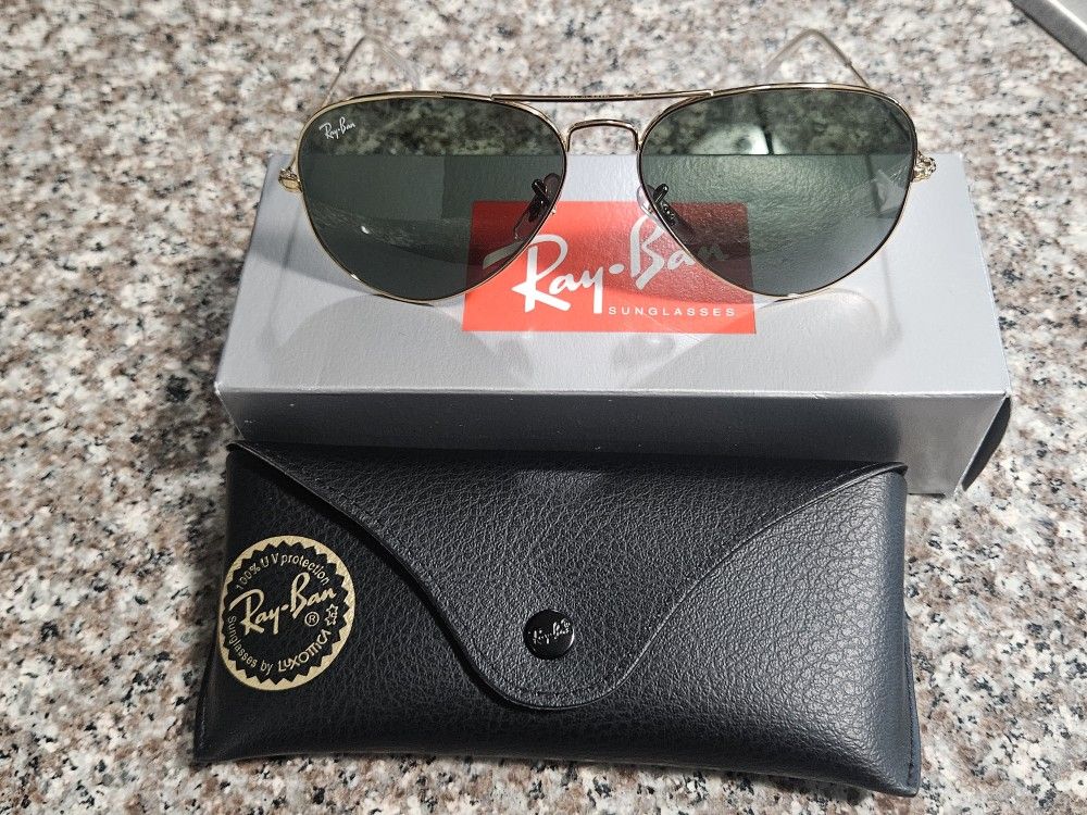 Ray Ban Aviator Classic Sunglasses