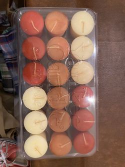 NEW- Yankee Candles - 18 votives