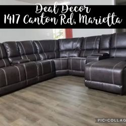 New Brown Or Black Leather Reclining Sectional sofa couch with chaise