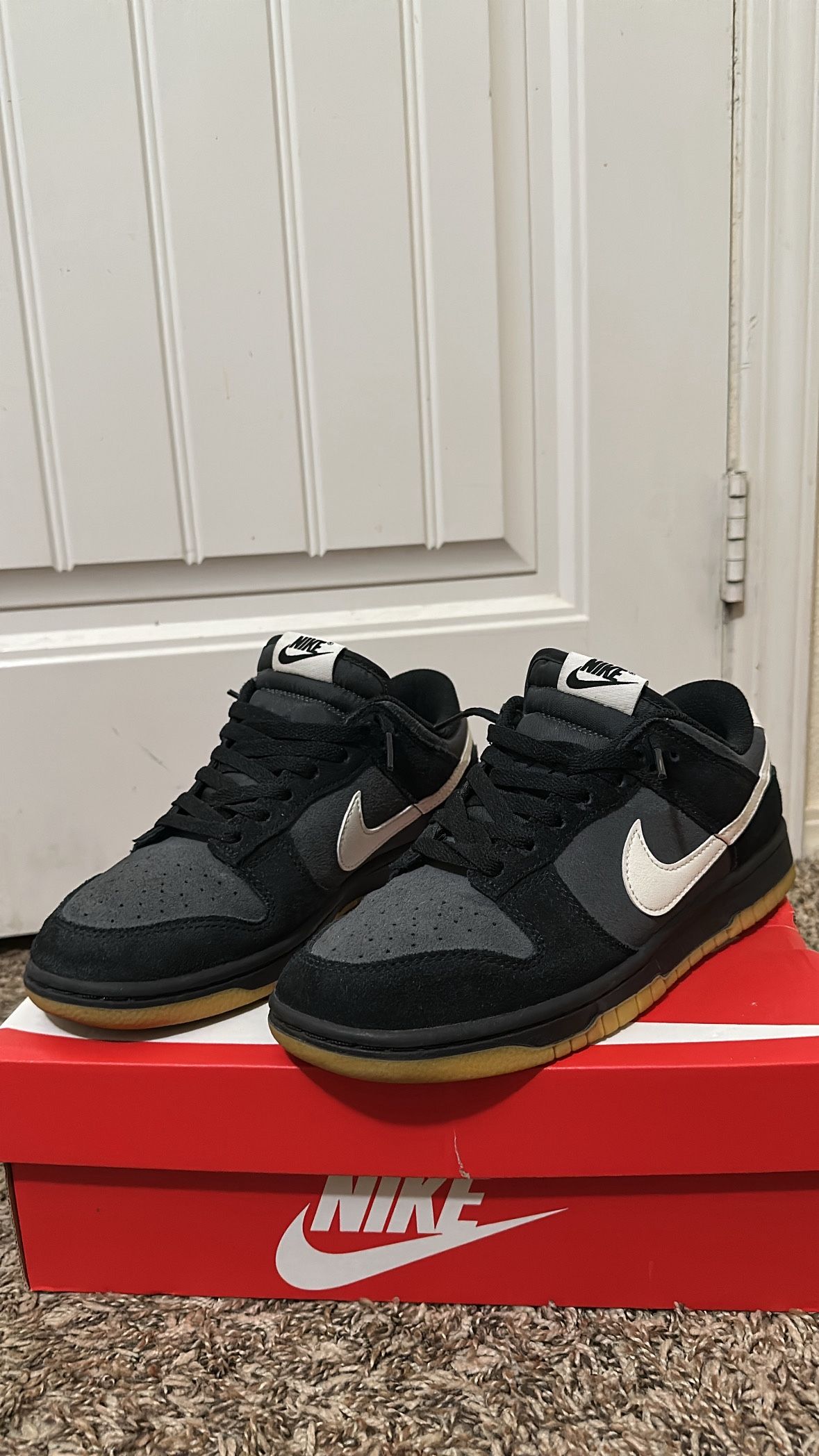 Nike Dunks 