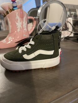Baby Vans Size 4c