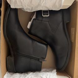 Black Short Boots