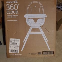 Munchkin 360 Cloud,Clear High Chair