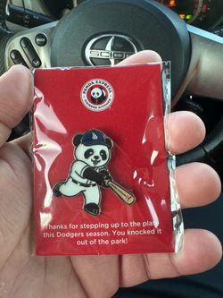 Dodgers Rare Panda Pin